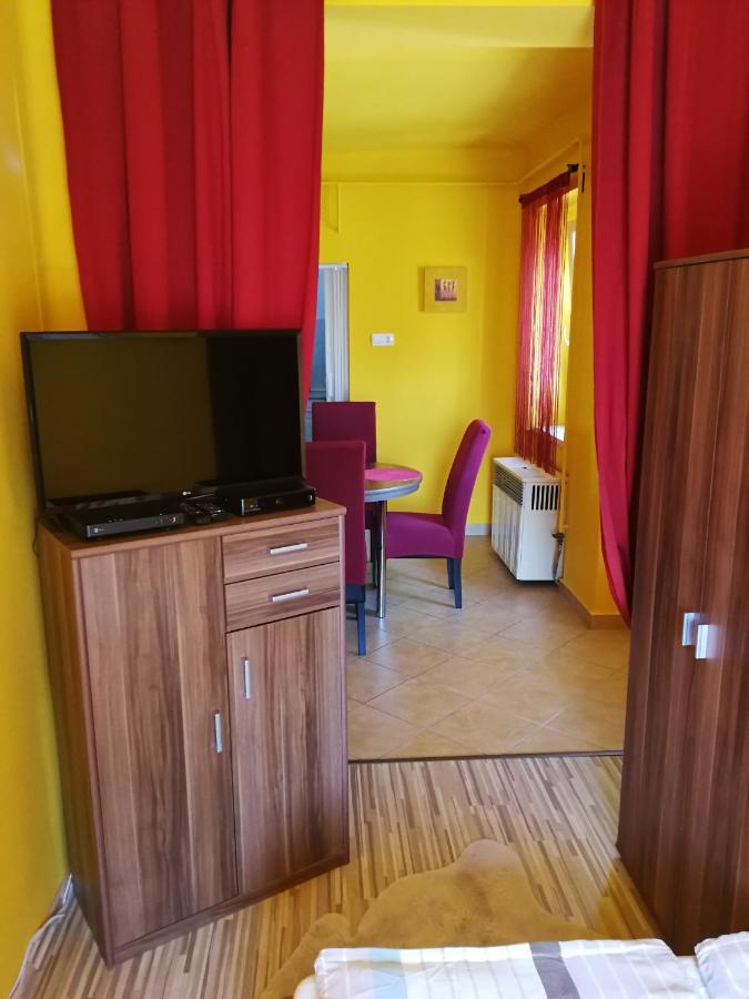 Zso-Ze Apartman ทิสซาฟือแรด ภายนอก รูปภาพ