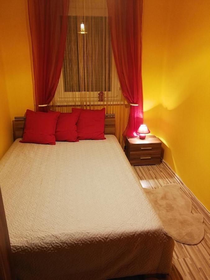 Zso-Ze Apartman ทิสซาฟือแรด ภายนอก รูปภาพ