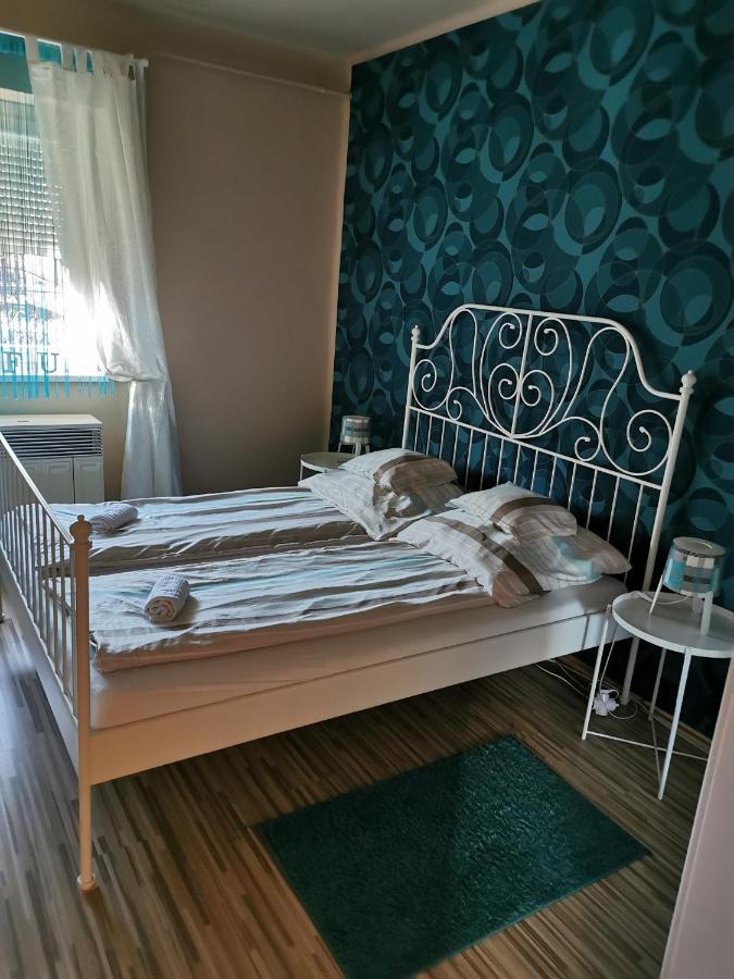 Zso-Ze Apartman ทิสซาฟือแรด ภายนอก รูปภาพ